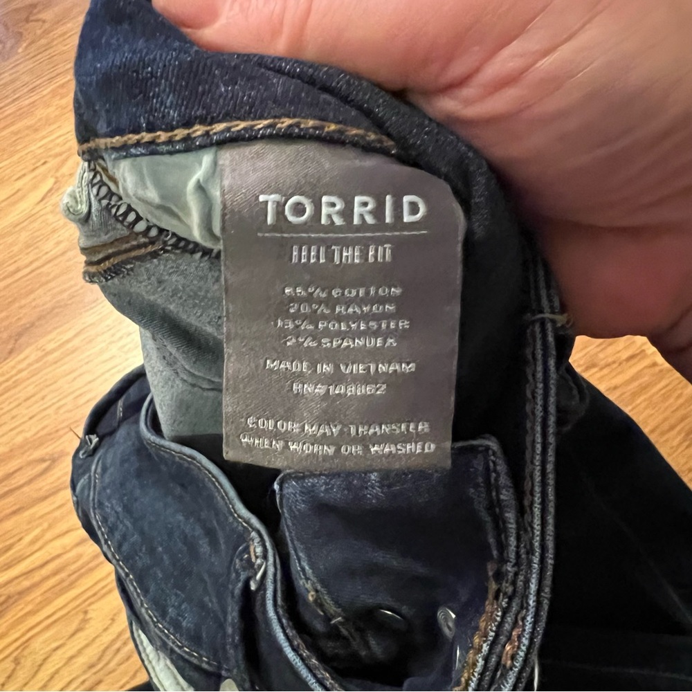 torrid Dark Blue High-Rise Feel The Fit Super Soft Casual 5 Pocket Jeggings - Picture 10 of 12